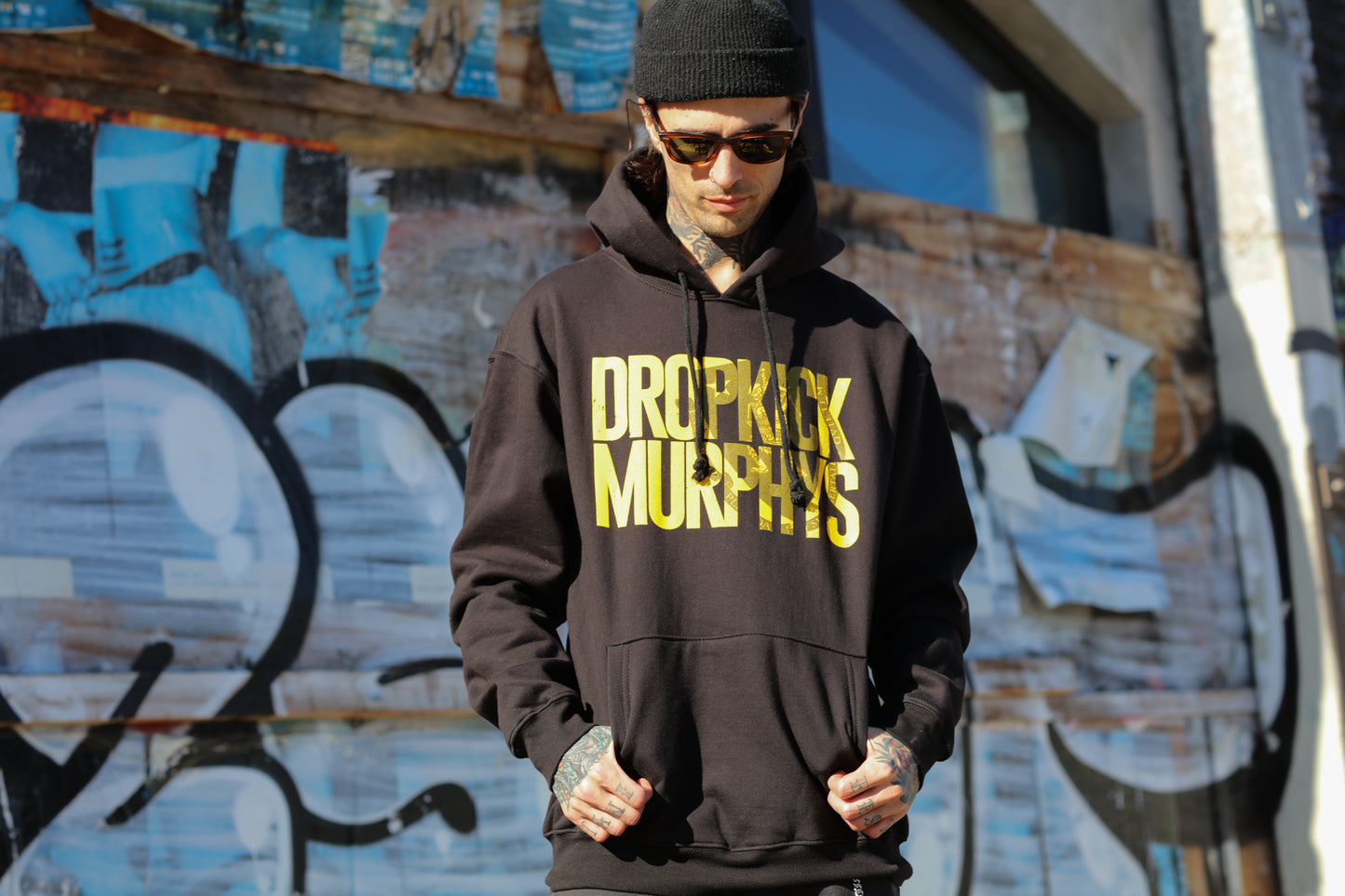 Block Shield Pullover Hoodie (Black)